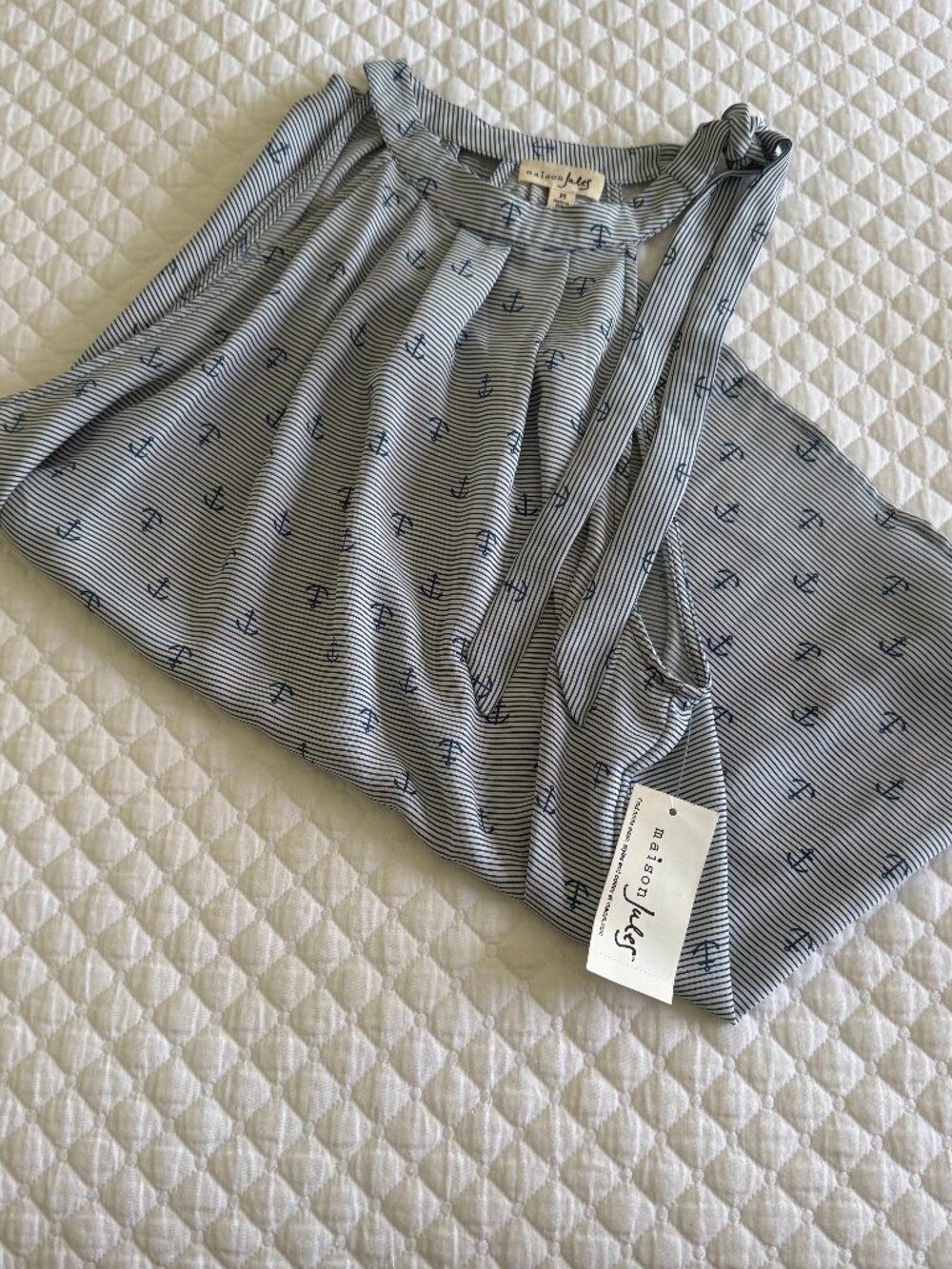 Tie Neck Sleeveless Top Brand New